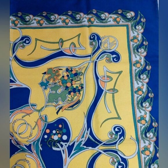 Noilly Prat Vintage 💯 Silk Scarf France Martini Rolled-Hem EUC - Picture 4 of 16